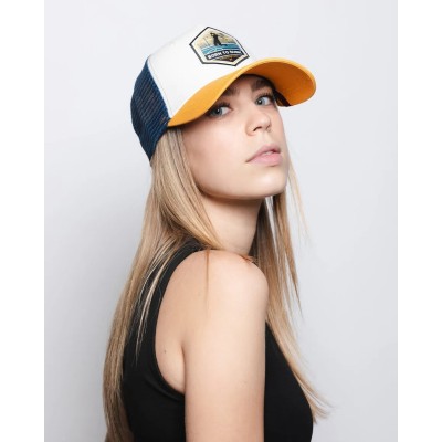 Casquette trucker multicolore The Indian Face Born to Dunk 03-012-43