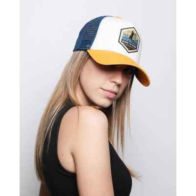 Casquette trucker multicolore The Indian Face Born to Dunk 03-012-43