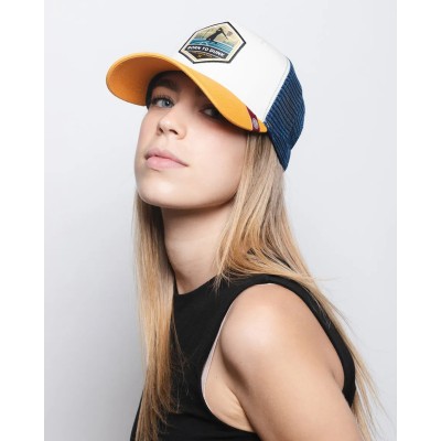 Casquette trucker multicolore The Indian Face Born to Dunk 03-012-43