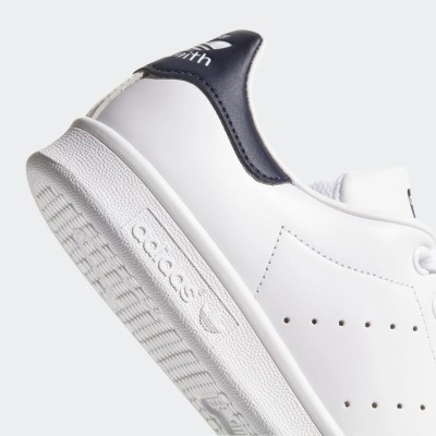 Baskets adidas Stan Smith blanches – M20325