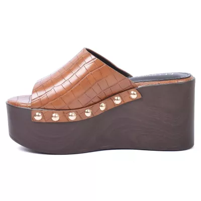 mule-compensee-femme-croco-cloutee-camel-gla-yy-2-c