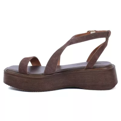 Sandales compensées daim marron brides croisées boucle dorée plateau 5 cm – Andrea Bruni AB-206-7-M