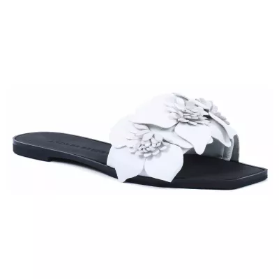 Mule plate femme blanche Andrea Bruni cuir à fleurs décoratives AB-666-1-BC