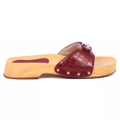 Claquette femme rouge bordeaux Andrea Bruni cuir effet croco à semelle bois AB-CLAQUETTE-RG