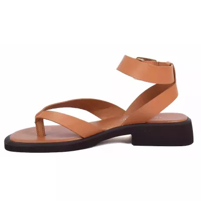 Sandale femme camel Andrea Bruni cuir à entredoigt avec bride cheville AB-249-15-C