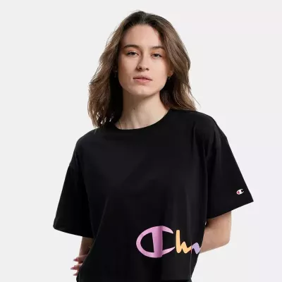Crop top femme CHAMPION noir avec logo multicolore arc-en-ciel et coupe oversize en coton 116113-KK001