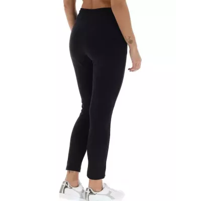 Pantalon femme Champion SLIM PANTS 117127-KK001 noir avec coupe ajustée en coton extensible et style sportswear