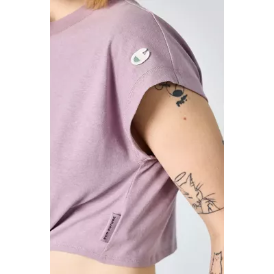 T-shirt femme Champion CREWNECK T-SHIRT 117160-PS162 violet en coton avec col rond classique et coupe confortable