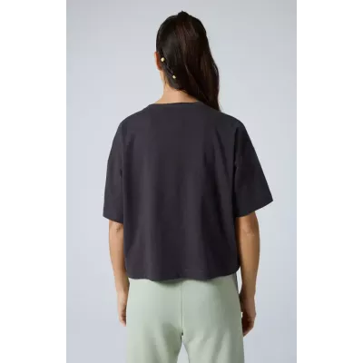 T-shirt femme Champion CREWNECK T-SHIRT 117231-ES503 noir en coton recyclé avec imprimé graphique et logo brodé