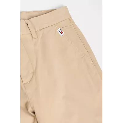 Pantalon chino homme Tommy Jeans AUSTIN DM0DM20445-AB9 beige en coton stretch avec poches et logo arrière