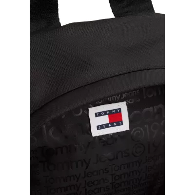 Sac à dos homme Tommy Hilfiger Essential D Dome AM0AM12407-BDS noir dimensions 43x28x14 cm