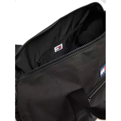 Sac de voyage Tommy Jeans FRESHMAN DUFFLE AM0AM12605-BDS noir 32L avec bandoulière réglable dimensions 50x30x30 cm