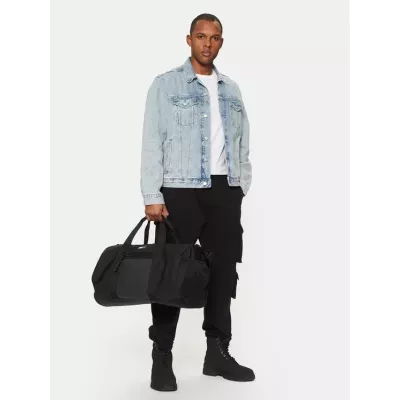Sac de voyage Tommy Jeans FRESHMAN DUFFLE AM0AM12605-BDS noir 32L avec bandoulière réglable dimensions 50x30x30 cm