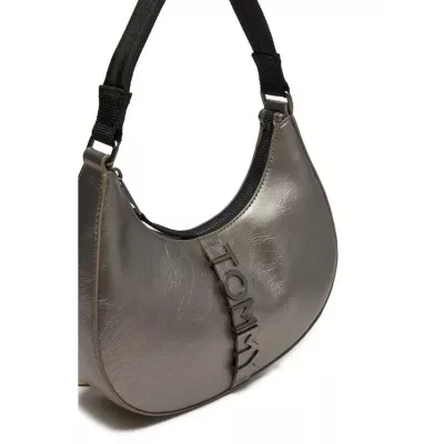 Sac bandoulière Tommy Jeans CITY BOLD SHOULD AW0AW16508-0IM argent avec fermeture zippée dimensions 26x7,5x22 cm