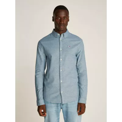 Chemise Tommy Jeans SLIM STRETCH OXFORD DM0DM09594-CWG bleue en coton Oxford bio extensible coupe ajustée