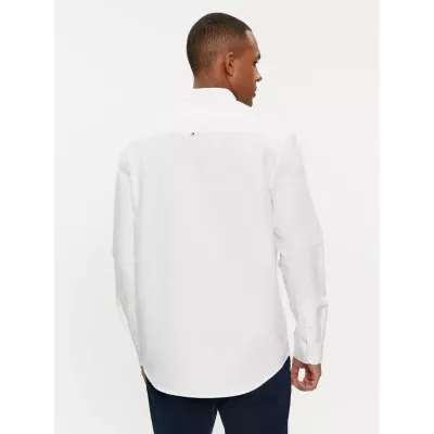 Chemise homme Tommy Jeans ENTRY REGULAR OXFORD DM0DM19134-YBR blanche en coton avec col boutonné coupe classique