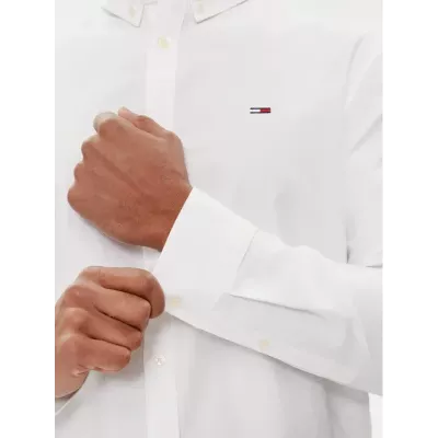 Chemise homme Tommy Jeans ENTRY REGULAR OXFORD DM0DM19134-YBR blanche en coton avec col boutonné coupe classique