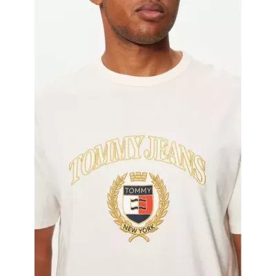 T-shirt homme Tommy Jeans GOLD CREST DM0DM19690-YBH blanc en coton avec logo brodé poitrine coupe régulière