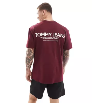 T-shirt homme Tommy Jeans LINEAR PRINT REGULAR DM0DM19691-VLP bordeaux en coton avec imprimé coupe regular