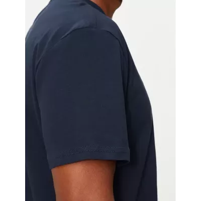 T-shirt homme Tommy Jeans LINEAR GOLD LOGO DM0DM19694-C1G bleu marine en coton avec logo doré poitrine coupe regular