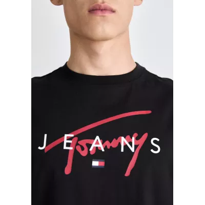 T-shirt homme Tommy Jeans T-SHIRT SIGNATURE TWIST DM0DM19683-BDS noir en coton avec logo signature sur le devant