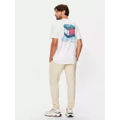 T-shirt homme Tommy Jeans FUN NOVELTY REGULAR FIT DM0DM19686-YBR blanc en coton avec logo poitrine coupe régulière
