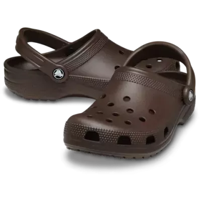 Sabot Crocs Classic marron café ultra léger avec bride pivotante et confort iconique Crocs™ 10001-21Q