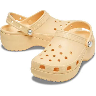 Sabots Crocs Classic Platform Pearl orange réf 211231-78Z avec plateforme brillante et confort iconique