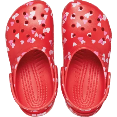Sabots Crocs Classic Valentine Clog bébé rouge réf 209755-6ZR avec motifs cœur et finition pailletée