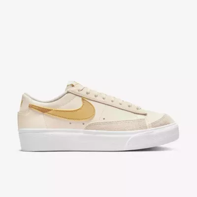 Nike Blazer Low Platform femme sail swoosh jaune gold semelle plateforme DJ0292-113