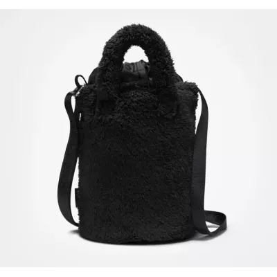 Converse Mini Bucket Bag Seasonal Fabric 10023954-A01 sac seau sherpa 100% polyester noir unisexe bandoulière