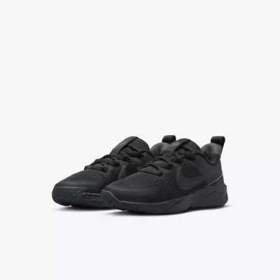Chaussures Nike Star Runner 4 enfant noir DX7614-002