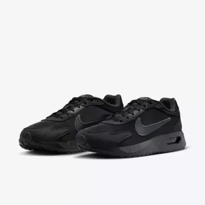 Baskets Nike Air Max Solo homme noir DX3666-010