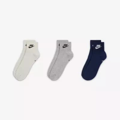 Lot de 3 paires de chaussettes Nike Everyday Essential Ankle unisexe DX5074-903
