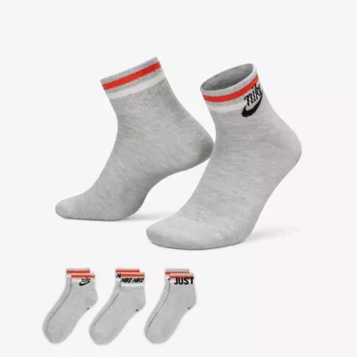 Lot de 3 paires de chaussettes Nike Everyday Essential Ankle grises unisexe DX5080-050