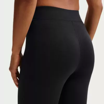 Legging Nike Sportswear Classic taille haute 7/8 femme noir DV7789-010
