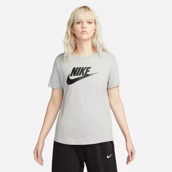 SPORTSWEAR ESSENTIALS TEE-SHIRT