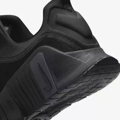 Nike Free Metcon 6 FJ7127-003 noire avec mesh respirant et maintien Flywire