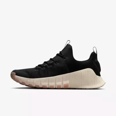Nike Free Metcon 6 FJ7127-010 noire avec technologie Free et maintien dynamique Flywire