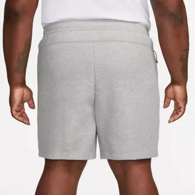 Short Nike Tech Fleece FB8171-063 gris homme avec tissu premium et détails signature