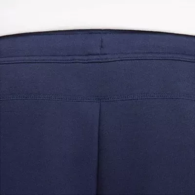 Short Nike Tech Fleece FB8171-451 bleu marine homme avec tissu premium et coupe confortable