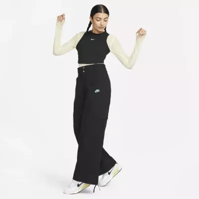 Débardeur Nike FB8279-010 noir femme en 61 % polyester, 30 % lyocell et 9 % élasthanne