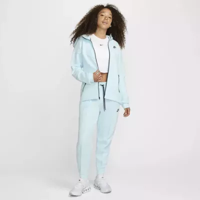 Veste Nike Tech Fleece Windrunner FB8338-474 bleue femme avec tissu premium et poches zippées