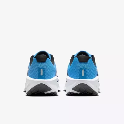 Nike Downshifter 13 FD6454-404 bleue avec mesh respirant et maintien renforcé au milieu du pied