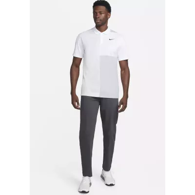Polo Nike Victory+ FD5827-100 blanc en maille piquée respirante avec technologie Dri-FIT