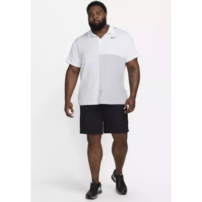 Polo Nike Victory+ FD5827-100 blanc en maille piquée respirante avec technologie Dri-FIT