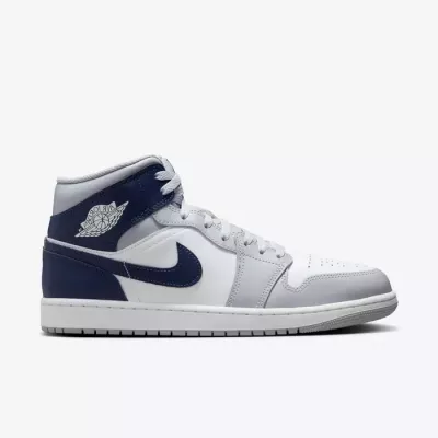 Baskets montantes Air Jordan 1 Mid homme blanc et bleu marine DQ8426-104