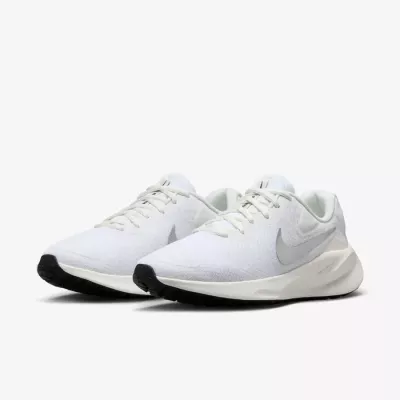 Nike Revolution 7 FB2208-101 blanche avec semelle amortissante et confort optimal pour le running
