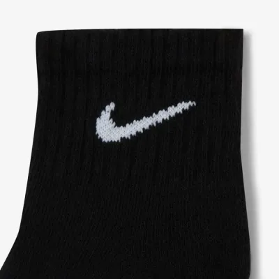 Chaussettes Nike Everyday Cushioned Training Ankle noires lot de 3 paires avec amorti confortable pour sport et entraînement