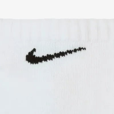 Chaussettes Nike Everyday Cushioned Training No-Show blanches lot de 3 paires avec amorti confortable pour sport et entraînement